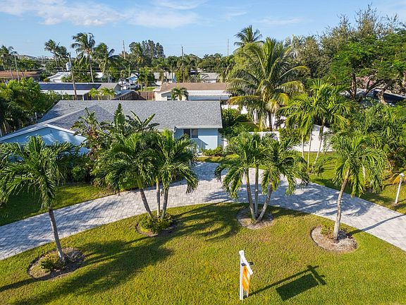2nd image of 1034 Coral Drive
