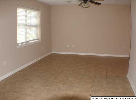5th image of 5600 Crestwood Dr
