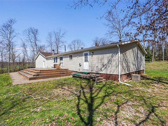 4th image of 4502 Clover Rd