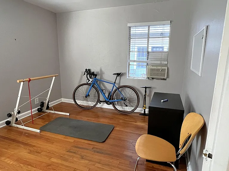 877 Charles Allen Dr NE #4 — Photo 9