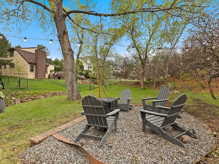 36 Sandra Ln — Photo 7