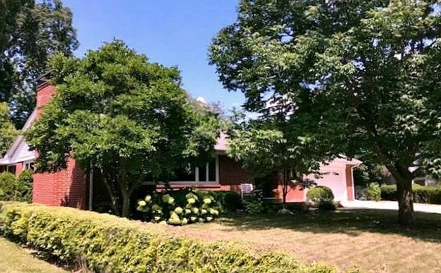 614 La Sell Dr photo 1