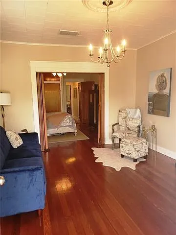 2 bed, 1.0 bath, 1050 sqft, $1,750 — Photo 4
