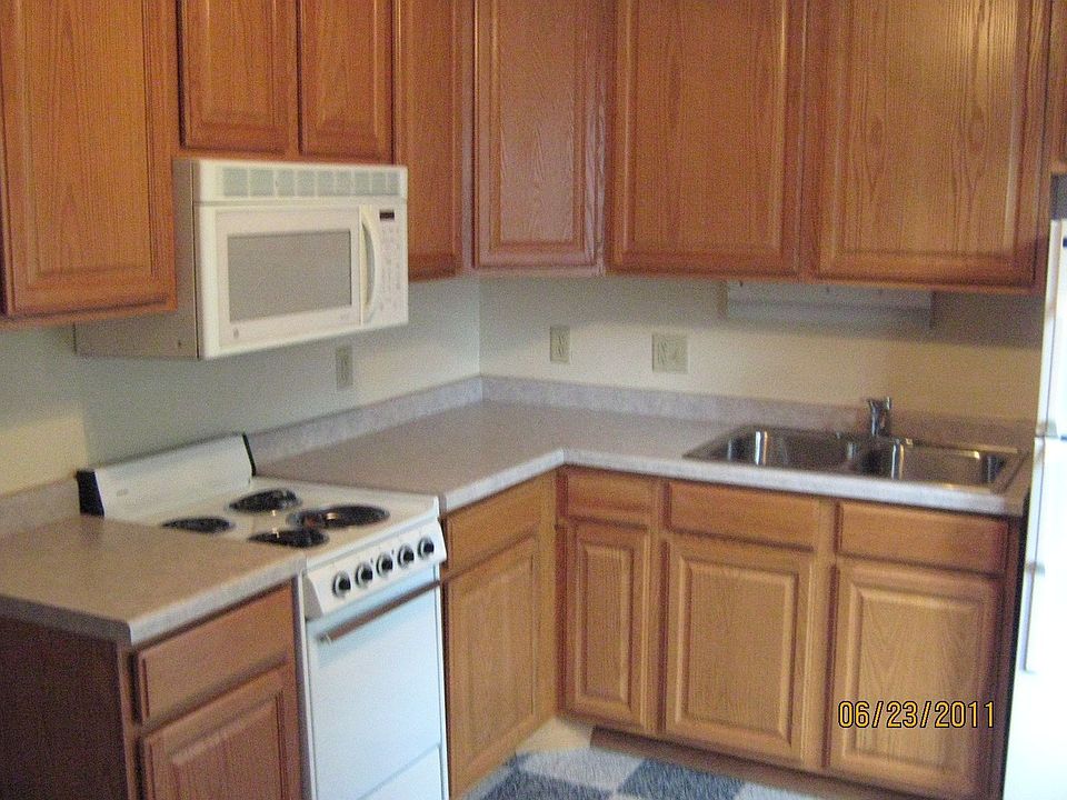 1st image of 212-214 N Blount St #464