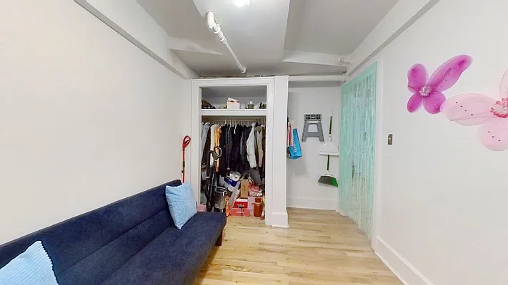 Rented by Corcoran | media 21