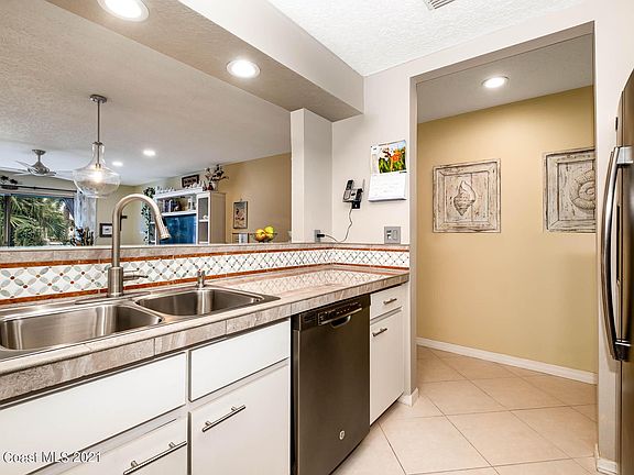 5th image of 145 Escambia Ln APT 107