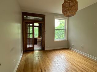 2427 N Kedzie Blvd #3N, Chicago, IL 60647