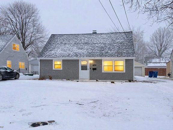 2nd image of 707 Vermont Dr