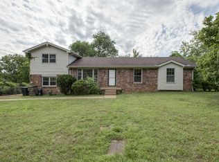 3742 Edgewater Dr, Nashville, TN 37217