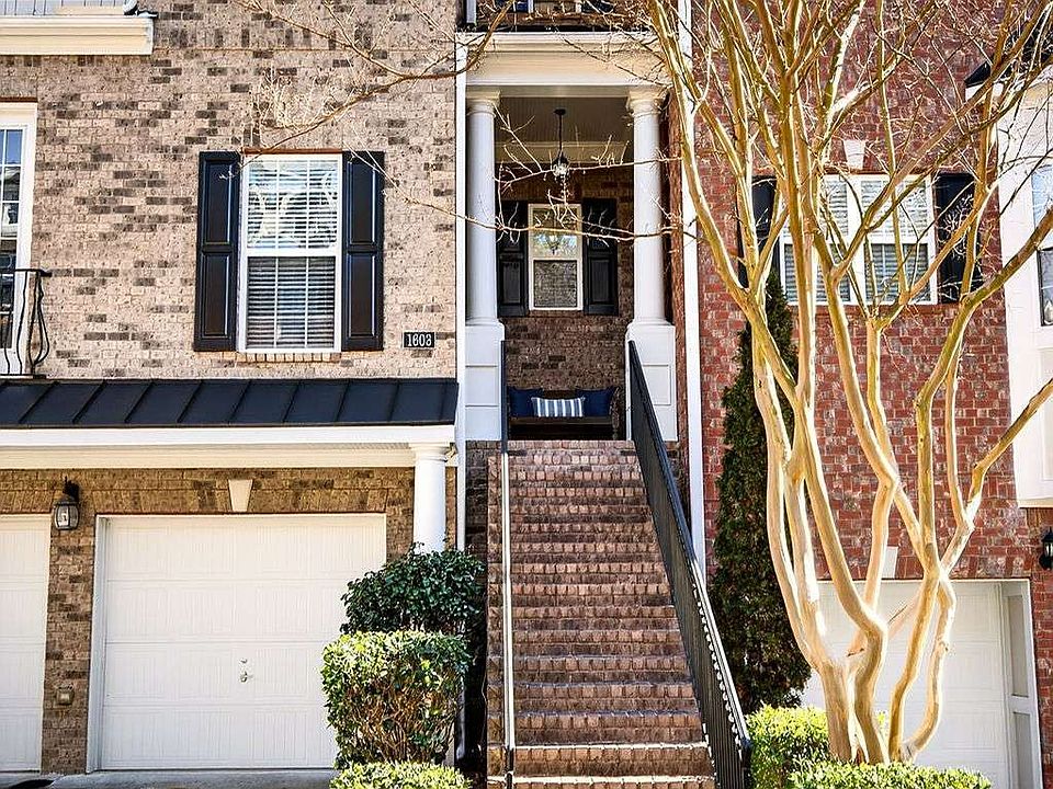 1st image of 1603 Rivergreen Ct SE #20
