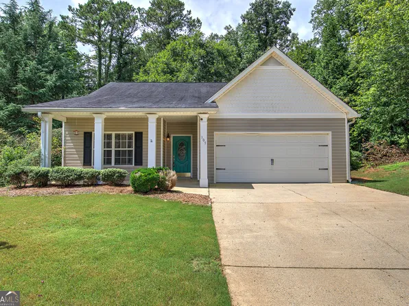 107 Brookview Ct, Dallas, GA 30132