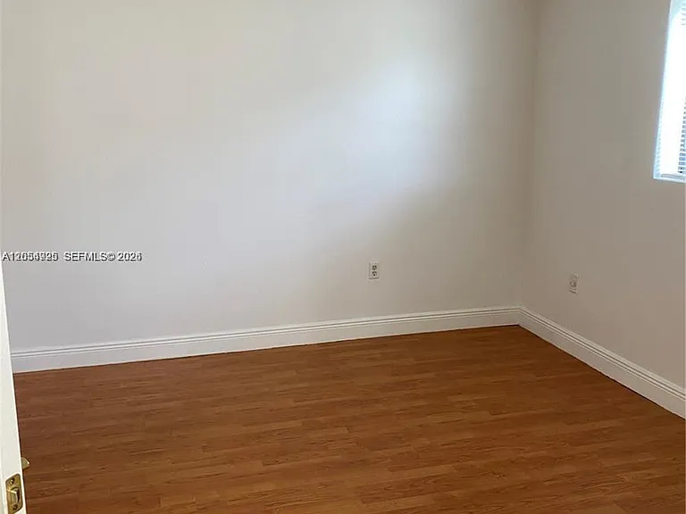 300 Palm Cir W #208 — Photo 8
