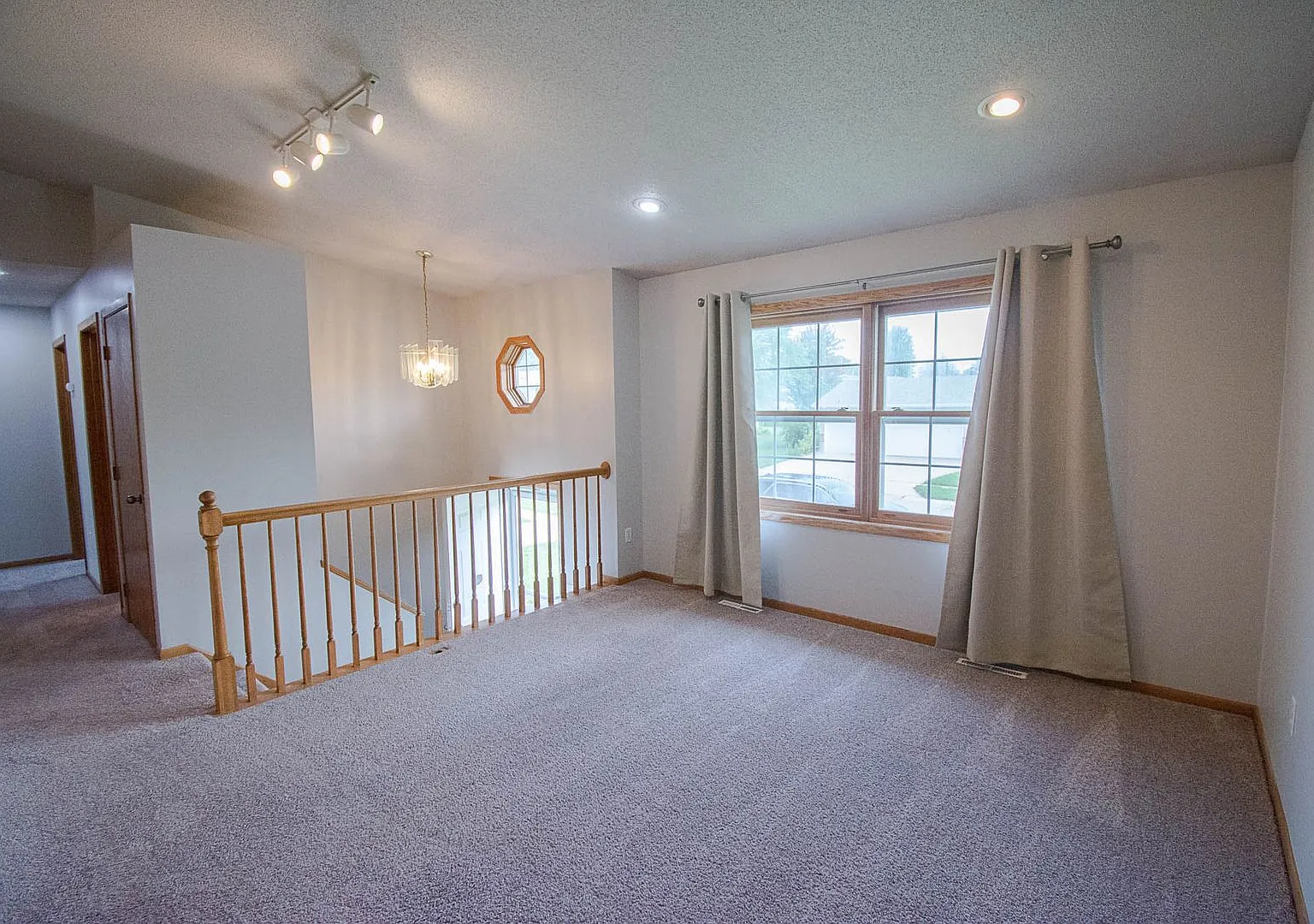 4-Bedroom Home with Fenced Yard & Garage Dog Friendly — Photo 3