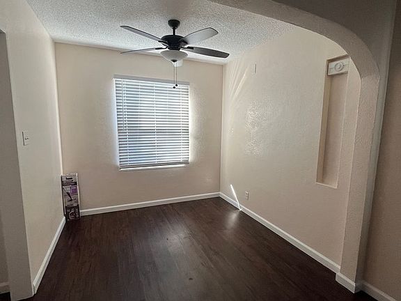 3rd image of 6606-6610 Flora Ave #C05