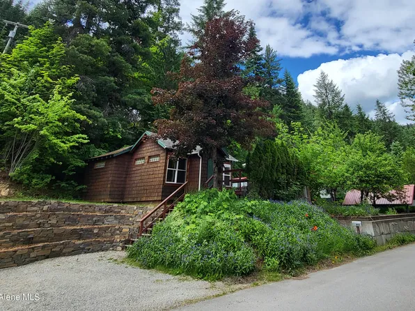 920 Pearl St, Wallace, ID 83873