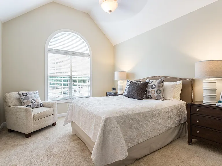 203 Harbor Creek Dr — Photo 6