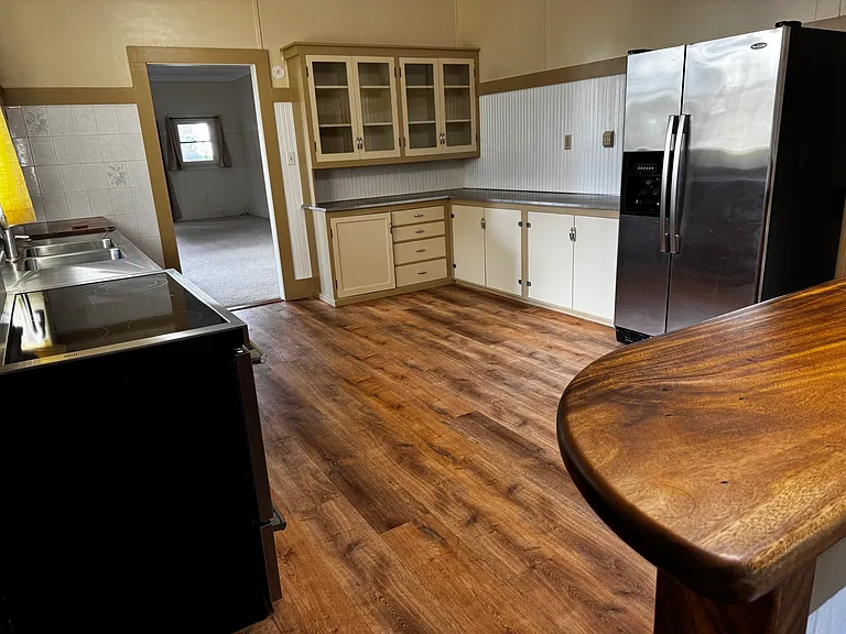572 Laie Dr — Photo 8