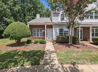 5741 Cougar Ln, Charlotte, NC 28269