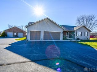 108 Waverly Way, Wilmington, OH 45177