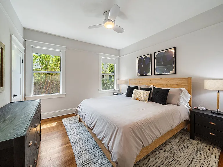 320 Ohio Pl — Photo 13