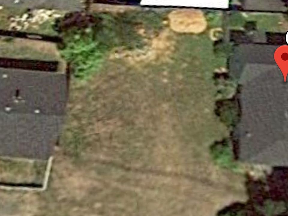 1st image of 611 SW 29th St Lot W