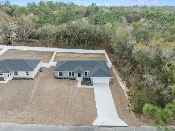 774 W Deacon Pl, Citrus Springs, FL 34434