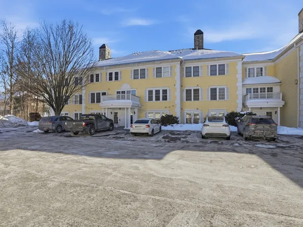 1 Riverview Blvd APT 8-203, Methuen, MA 01844