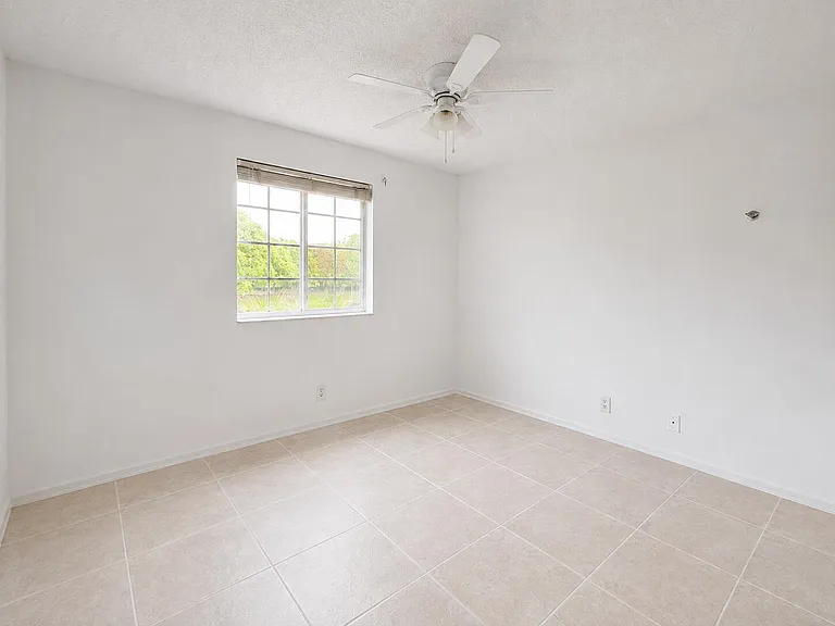 3660 San Simeon Cir — Photo 11