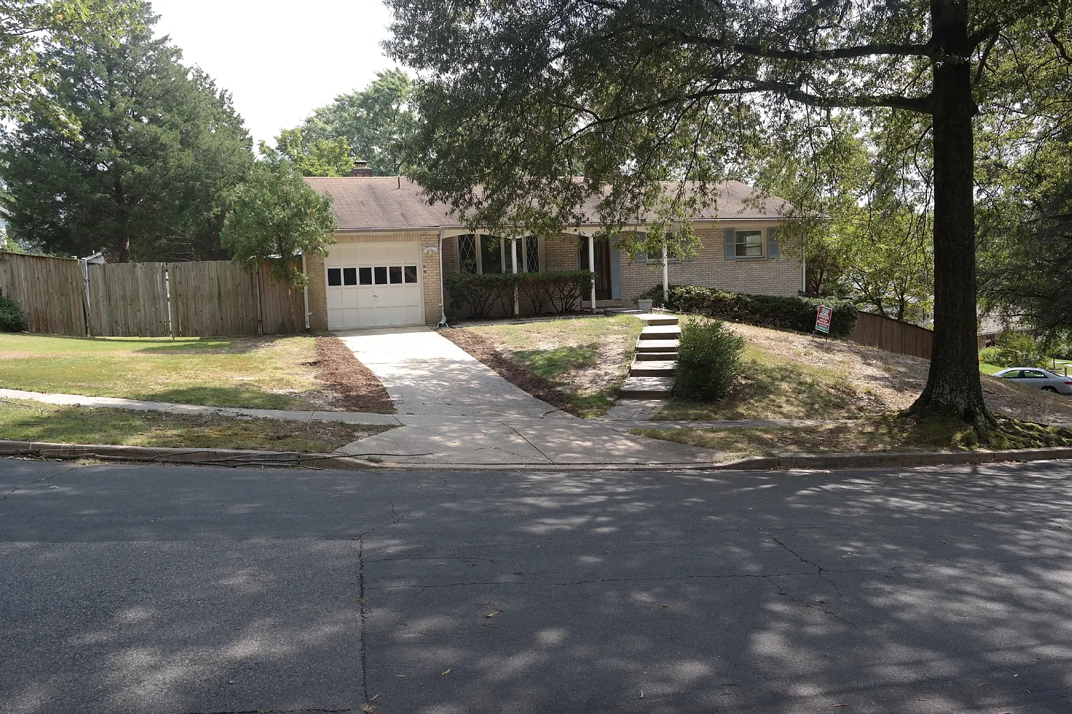10404 Iris Pl photo 1