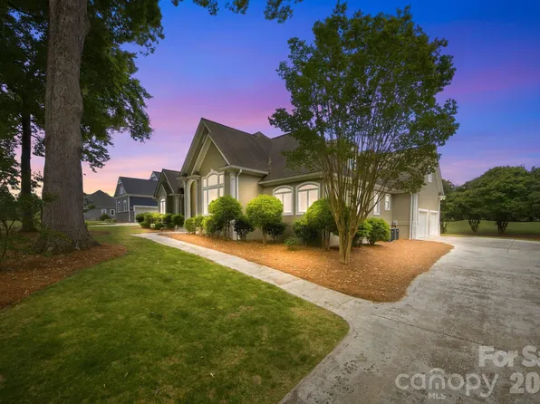 242 Mallard Way, Mooresville, NC 28117