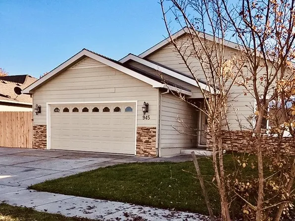 945 Willowdale Ave, Medford, OR 97501