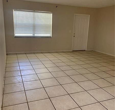 4th image of 5400 Hollywood Blvd APT 3