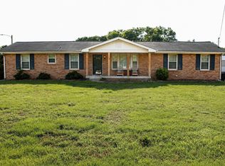 205 Ivy Dr, Hendersonville, TN 37075