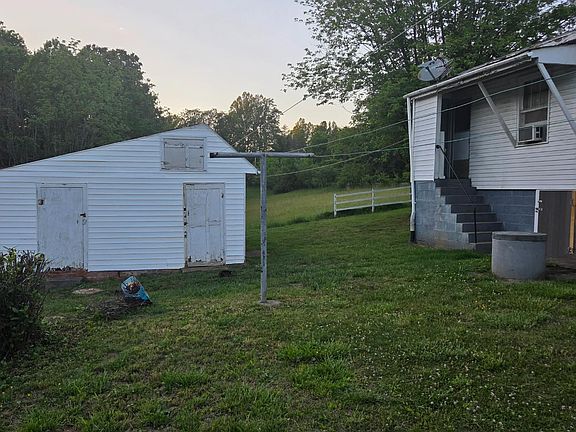 4th image of 3011 Lizard Ridge Rd