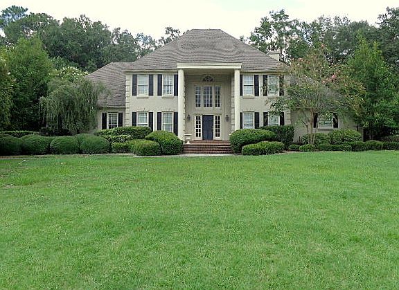 2nd image of 1129 N Lakeshore Dr