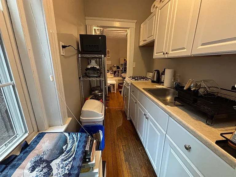 26 Myrtle St #3 — Photo 9