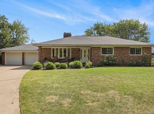 11332 Denton Hill Rd, Fenton, MI 48430