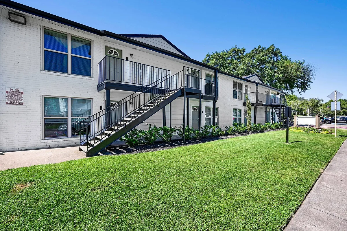 Welcome Home! - 506 South