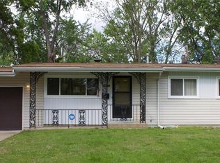 1515 Aspen Dr, Florissant, MO 63031