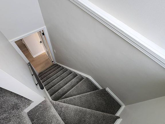 3rd image of 16301 Invermere Ave