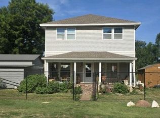 212 N 5th St, Chickasha, OK 73018
