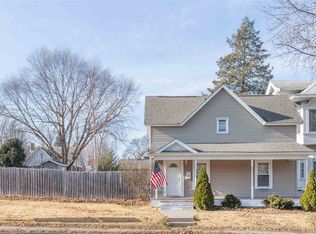 1714 Marquette St, Davenport, IA 52804
