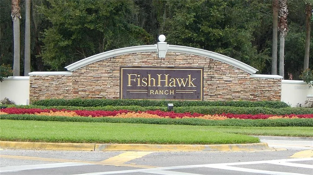 3 bed, 2.0 bath, 1828 sqft, $2,395 — Photo 3