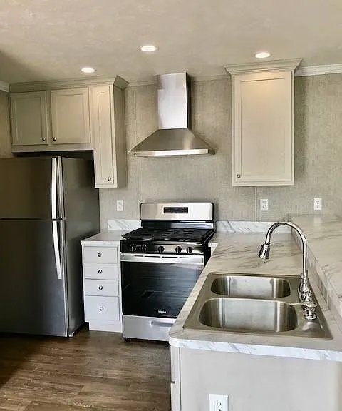 8001 Hamilton Ave #99 — Photo 3