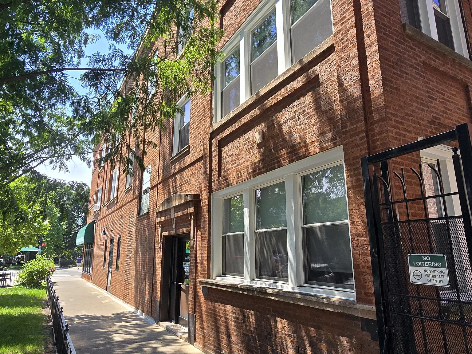 2 bed, 1025 sqft, $2,895 — Photo 1