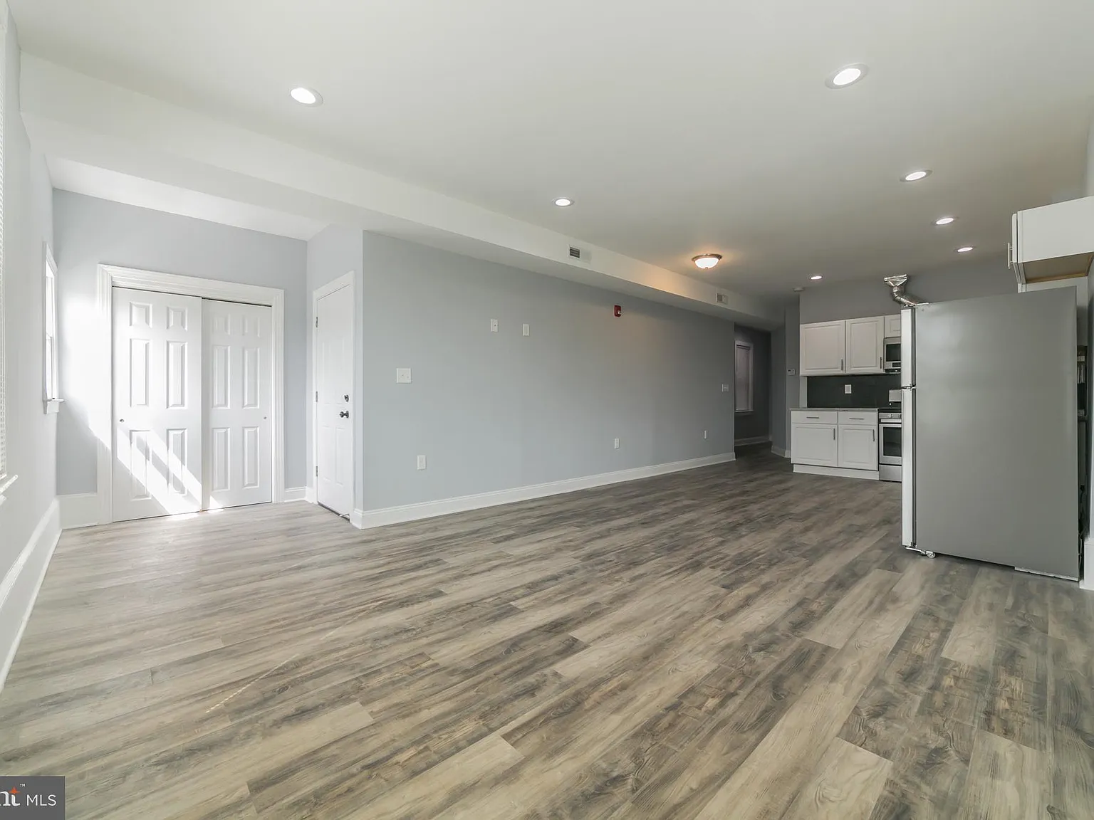 2 bed, 1.5 bath, 600 sqft, $2,100 — Photo 1
