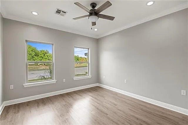 2110 Mardi Gras Blvd — Photo 10