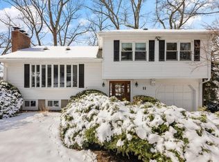 11 Frances Rd, Lexington, MA 02421