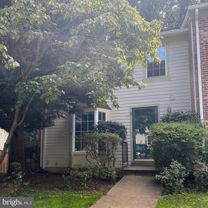 5750 Walnut Wood Ln, Burke, VA, 22015