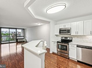 233 S 6th St APT 411D, Philadelphia, PA 19106